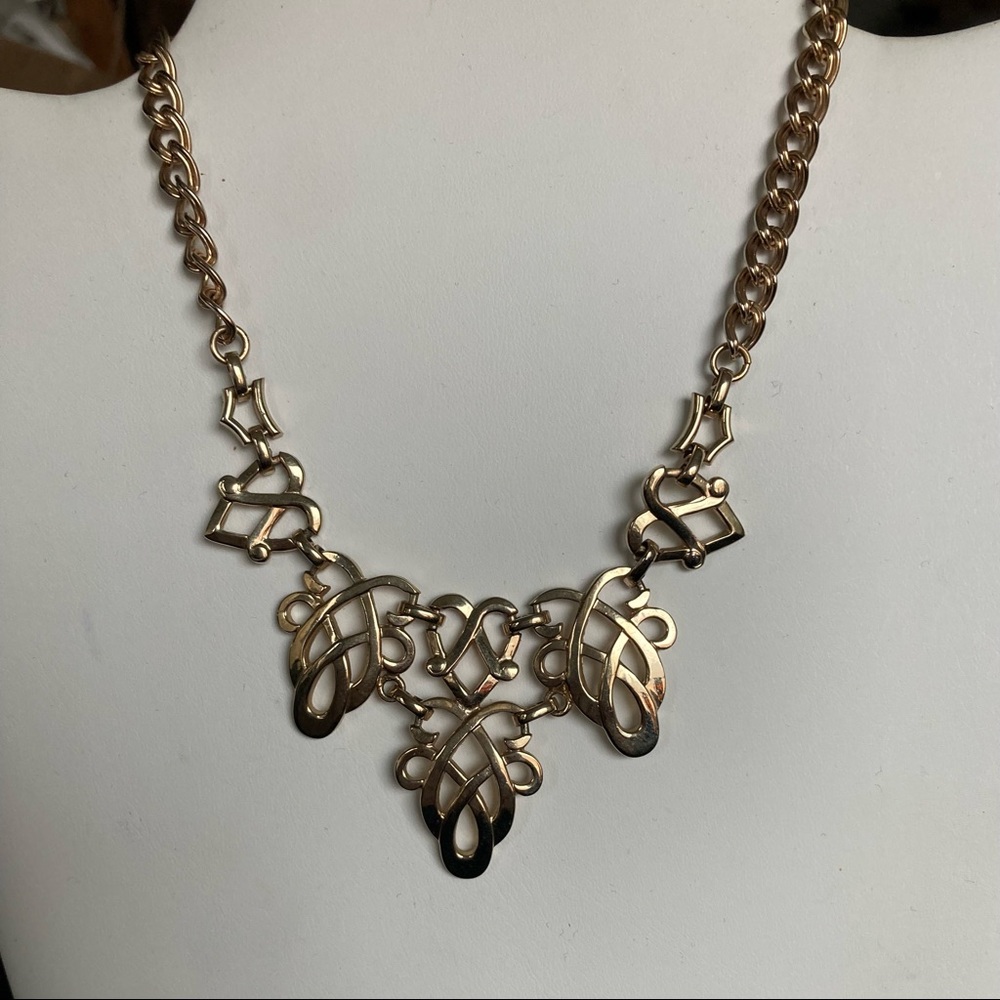 Vtg Barclays’ Celtic Necklace